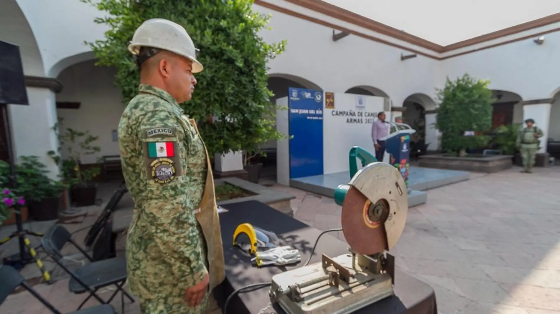 Camapaña canje de armas